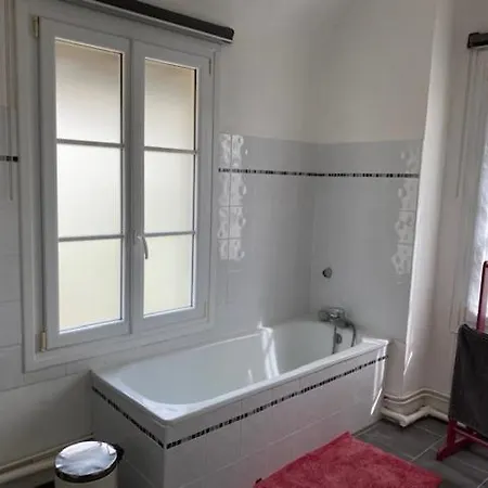 Le Clin D'oeil De La Vallee *