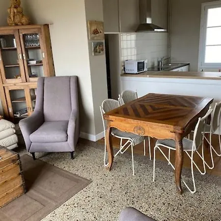 Le Clin D'oeil De La Vallee * Ambrief